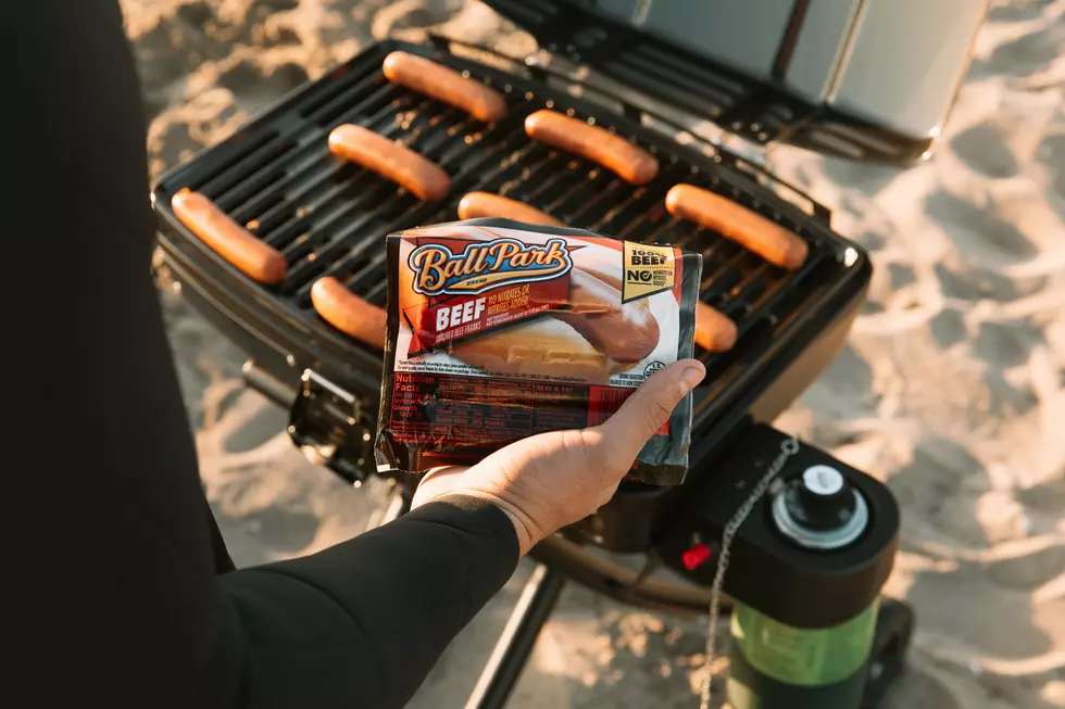 The Real Reason Hot Dogs Come 10 to a Pack and Buns Come in 8